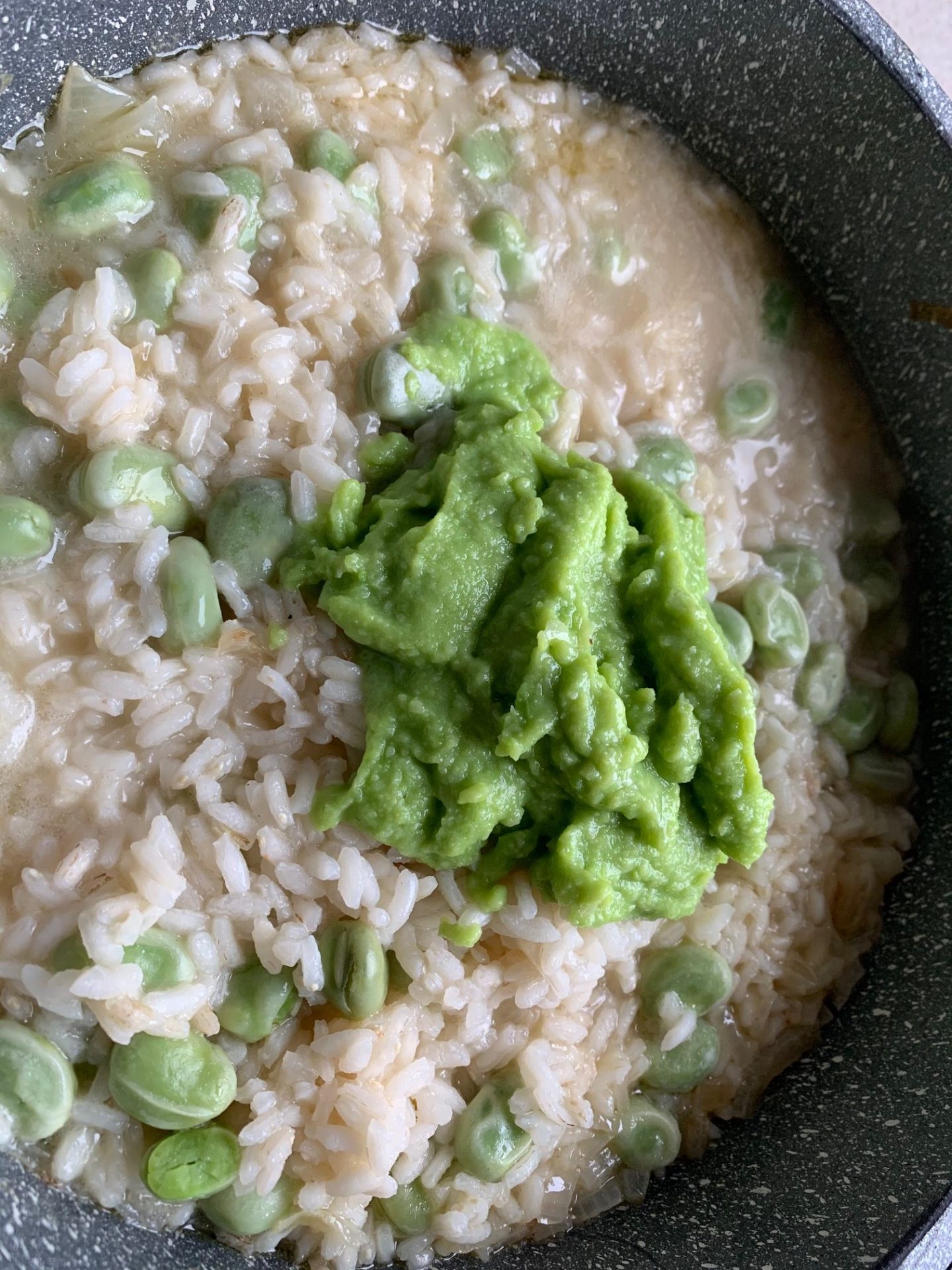 Fava beans risotto - how to cook the perfect risotto at home