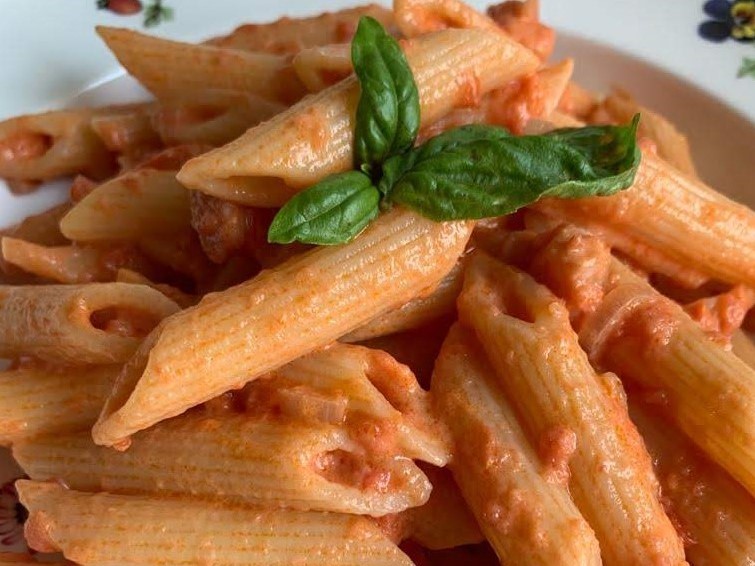 Penne with vodka sauce